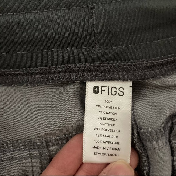 Figs Men’s Axim Cargo Scrub Pants Size Medium Short Gray - Picture 9 of 10